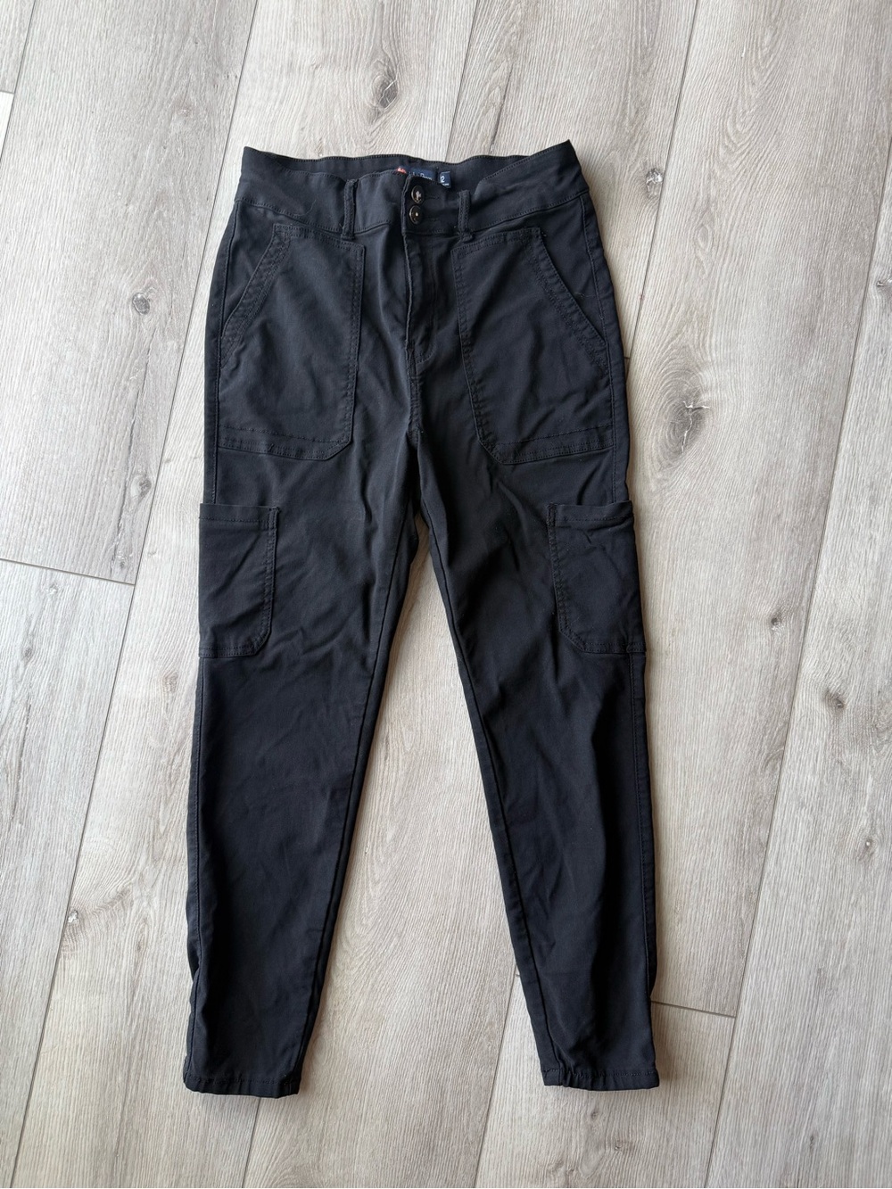 Cropped Black Utility Cargo Pants Size 12